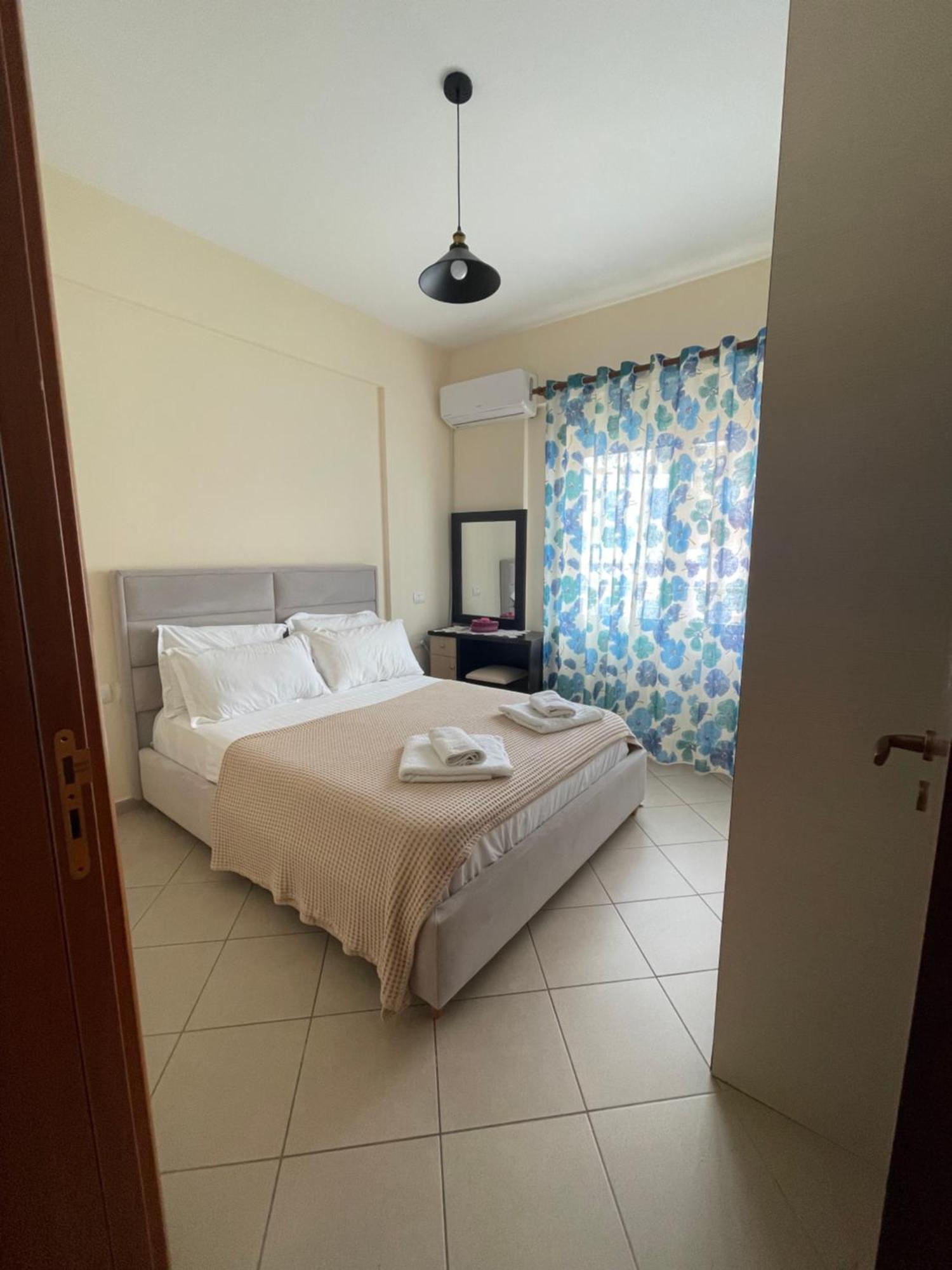 Ioanian Blue Apartament Himare Exterior foto